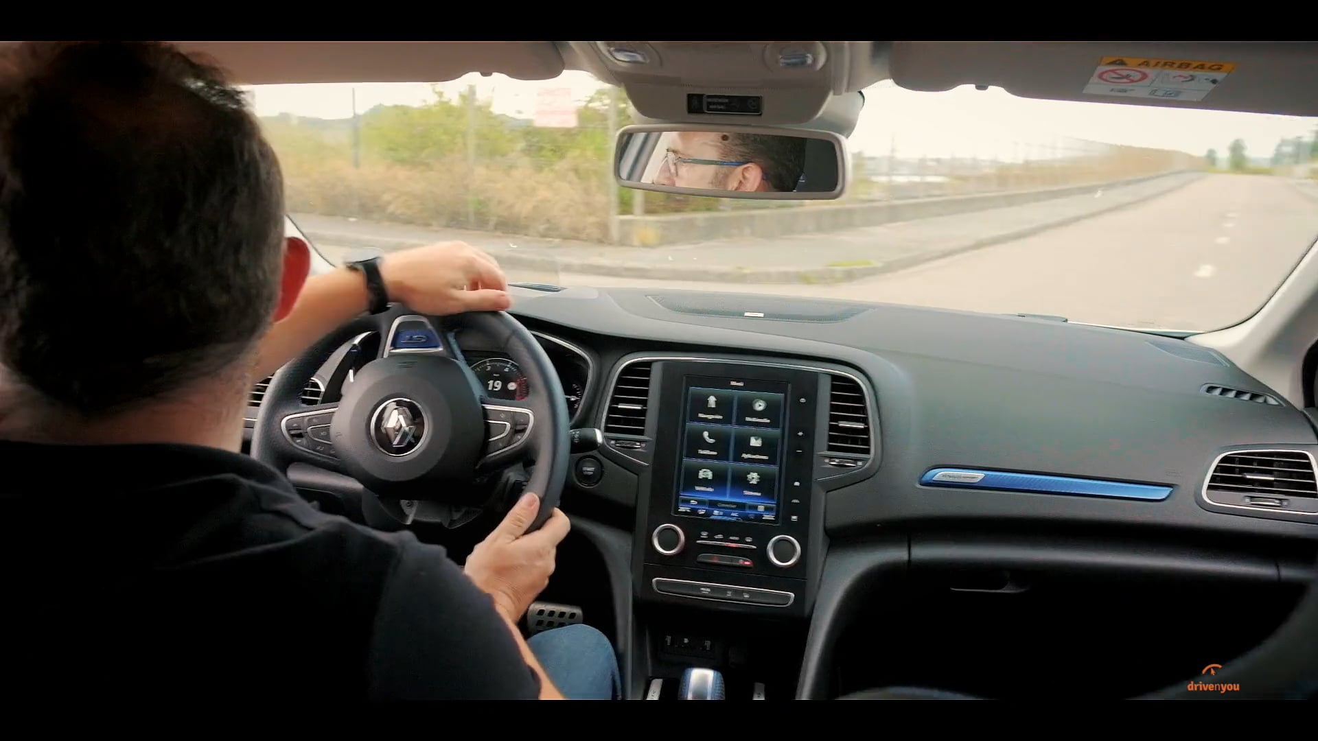 Miniatura del video: Conducción defensiva/preventiva